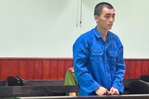 Thanh niên có "bề dày" tiền án, tàng trữ súng để phòng thân