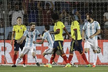 Argentina - Colombia: Niềm tin vào Lionel Messi