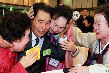 Hai miền Triều Tiên đàm phán đoàn tụ gia đình