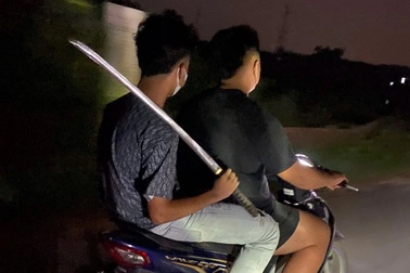 Triệu tập 14 thanh niên ở Hà Nội, Phú Thọ hỗn chiến trong đêm