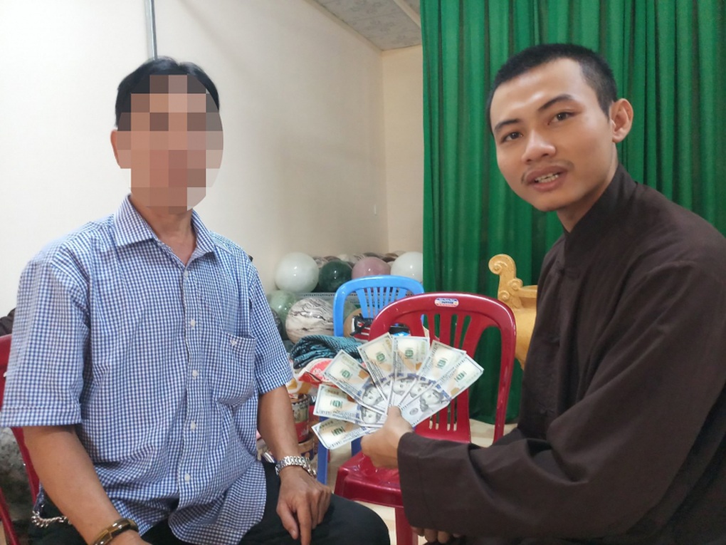 Những kẻ mạo danh tu hành ở Tịnh thất bồng lai để trục lợi như thế nào? - 1 Những kẻ mạo danh tu hành ở Tịnh thất bồng lai để trục lợi như thế nào? - 1
