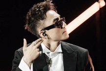 Sơn Tùng M-TP gây sốt vì đưa câu nói “flop quá thì cứ ghi tên anh” vào nhạc