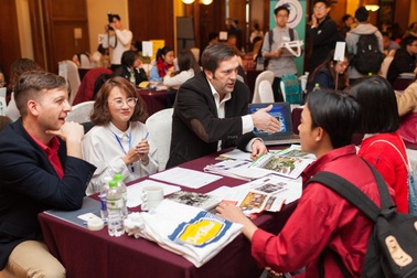 Vừa học vừa làm tại Mỹ, mức thu nhập lên đến 40.000 USD