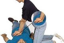 Cấp cứu người bị đuối nước khi đi bơi