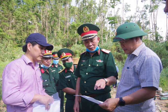 Xây dựng bia tưởng niệm 13 liệt sĩ hy sinh khi làm nhiệm vụ tại khu vực thuỷ điện Rào Trăng 3 - Ảnh 1.