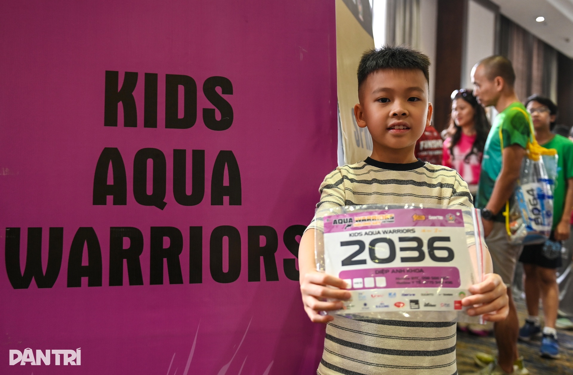 Hơn 2.000 vận động viên hào hứng nhận bib Aqua Warriors Halong Bay 2025 - 9