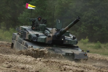 Ba Lan mua thêm 180 xe tăng “Báo Đen” K2 của Hàn Quốc