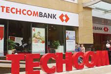Truy nã nguyên Giám đốc, Phó Giám đốc Ngân hàng Techcombank TP HCM