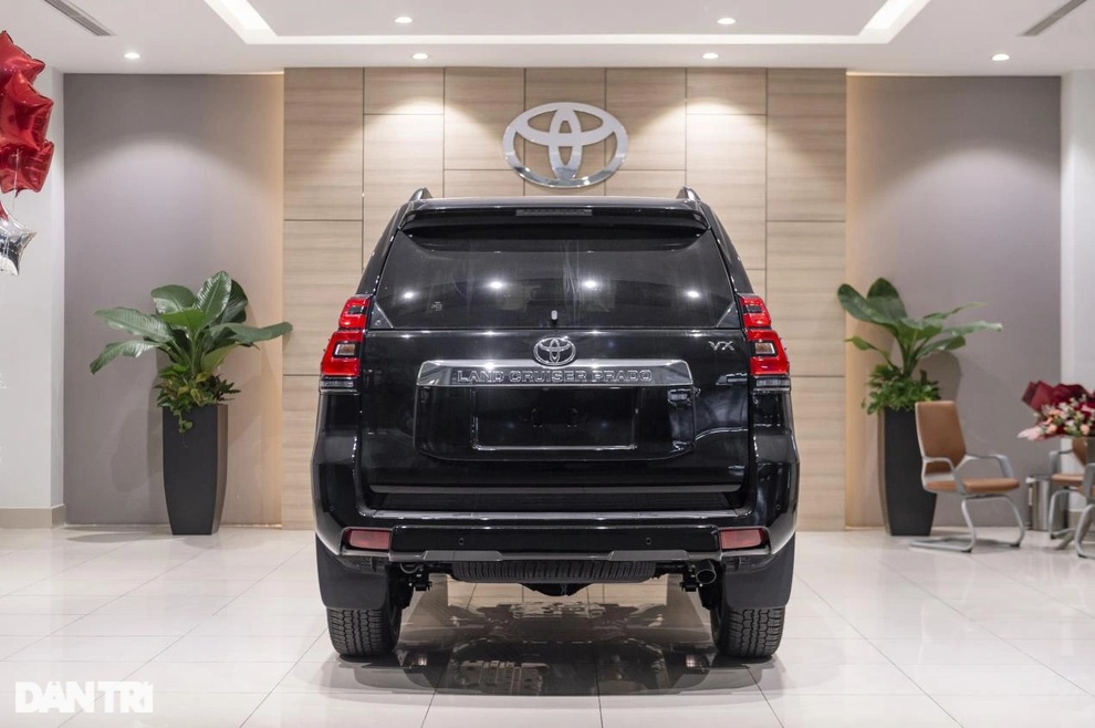 Chi tiết Land Cruiser Prado 2021: Tăng gần 170 triệu đồng liệu có đáng giá? - 9 Chi tiết Land Cruiser Prado 2021: Tăng gần 170 triệu đồng liệu có đáng giá? - 9