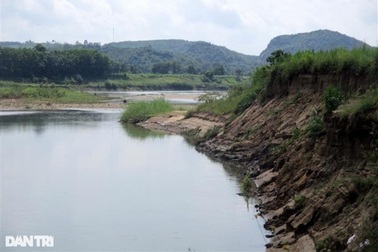 Sạt lở sông Mã "nuốt" hàng chục ha đất nông nghiệp