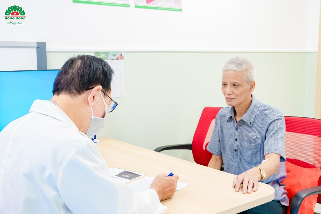 Đau đầu, mất ngủ ở người cao tuổi: Thực trạng và lời khuyên từ bác sĩ - 2 Đau đầu, mất ngủ ở người cao tuổi: Thực trạng và lời khuyên từ bác sĩ - 2