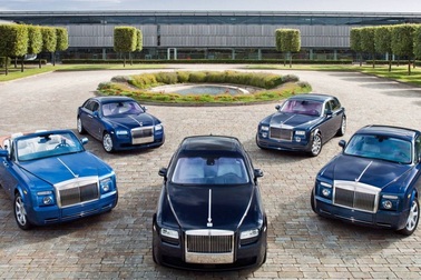 Gánh nặng thuế phí, tay buôn xe siêu sang "giã từ cuộc chơi"