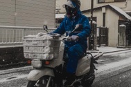 Chàng trai Việt kể chuyện dậy từ nửa đêm phát 800 tờ báo mưu sinh ở Nhật