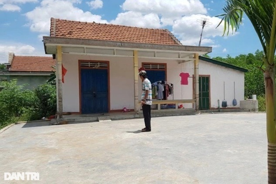 Thu hồi hàng trăm triệu đồng từ một ủy ban xã bán tài sản công trái phép - 1 Thu hồi hàng trăm triệu đồng từ một ủy ban xã bán tài sản công trái phép - 1