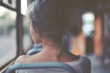 Nhân tình của chồng mang con đến cổng, cả nhà bắt tôi làm điều bức xúc