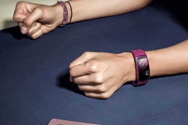 Samsung Gear Fit2 có thêm tính năng chăm sóc sức khỏe mới