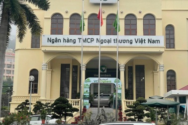 Lời khai của kẻ lao vào ngân hàng hô "cho nổ bom banh xác": Do túng quẫn!