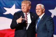 Phó tướng của ông Trump vắng bóng bí ẩn giữa lúc “nước sôi lửa bỏng”