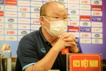 HLV Park Hang Seo: "Hoàng Đức có thể đá tiền đạo ở U23 Việt Nam"
