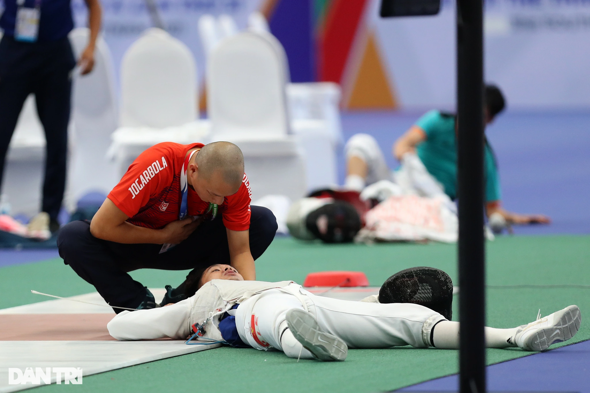 Đội tuyển nữ thăng hoa, tuyển nam gục ngã trong ngày cuối thi môn đấu kiếm - 16