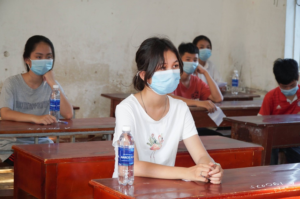 Điểm thi giãn cách vào lớp 10 của Nghệ An: Mỗi phòng thi tối đa 11 thí sinh - 11 Điểm thi giãn cách vào lớp 10 của Nghệ An: Mỗi phòng thi tối đa 11 thí sinh - 11
