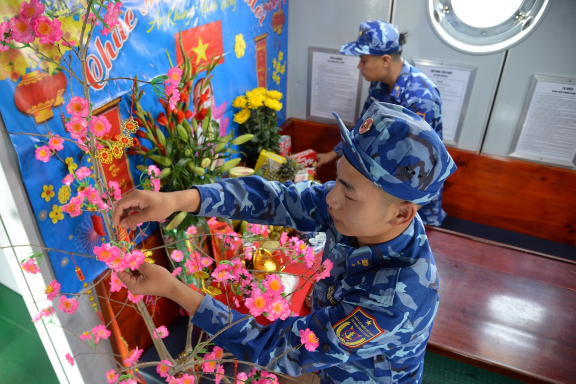 Đón Tết nơi đầu sóng ngọn gió - 6 Đón Tết nơi đầu sóng ngọn gió - 6