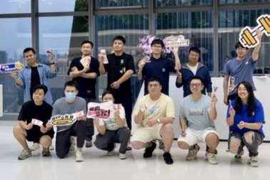 Công ty mạnh tay chi 3,5 tỷ đồng thưởng cho nhân viên giảm cân