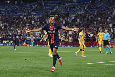 Tuyển Pháp kỳ vọng vào ngôi sao PSG, HLV Tây Ban Nha ca ngợi Yamal