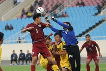 HLV Park Hang Seo sẽ khoá mũi nhọn Supachai của U23 Thái Lan như thế nào?