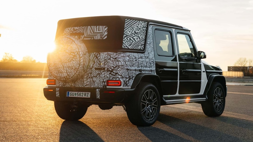 Mercedes G-Class bản nhỏ tái xuất trên đường thử, không gây thất vọng - 2