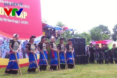 Vui Tết Độc lập tại làng Văn hóa Du lịch các Dân tộc Việt Nam