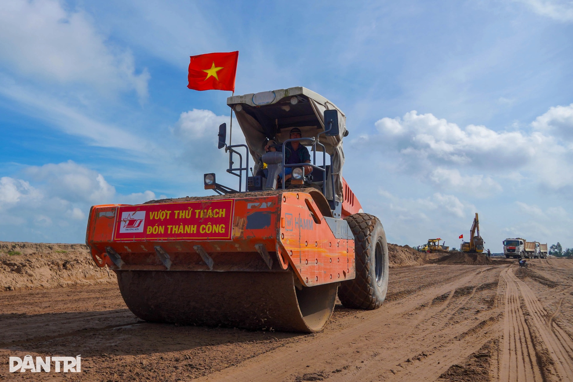 Cao tốc Cần Thơ - Cà Mau nỗ lực về đích đúng hẹn - 4 Cao tốc Cần Thơ - Cà Mau nỗ lực về đích đúng hẹn - 4