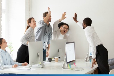 Chiến lược quan trọng để giữ chân nhân viên và tăng hiệu suất công việc