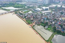 Lũ lụt nghiêm trọng nhất 3 thập kỷ tàn phá nhiều tỉnh thành ở Trung Quốc