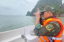 Quảng Ninh kêu gọi ngư dân phối hợp tìm nạn nhân vụ lật tàu Vịnh Xanh 58