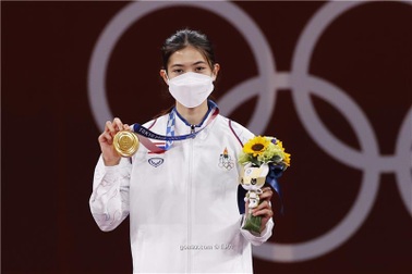 Giành HCV Olympic, nữ võ sĩ Taekwondo Thái Lan lập nhiều cột mốc