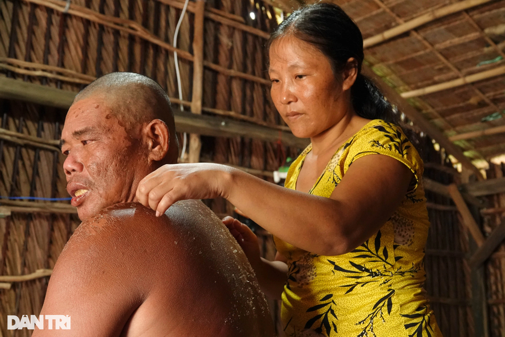 Ngư phủ trôi dạt 4 ngày giữa đại dương và hành trình sống sót kỳ diệu - 6 Ngư phủ trôi dạt 4 ngày giữa đại dương và hành trình sống sót kỳ diệu - 6