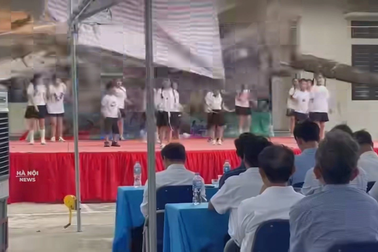 Giám đốc Sở GD&ĐT Hà Nội yêu cầu báo cáo vụ học sinh gặp nạn ở nhà văn hóa