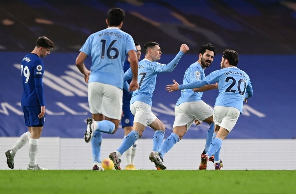 Những khoảnh khắc Man City hạ gục Chelsea - 8 Những khoảnh khắc Man City hạ gục Chelsea - 8