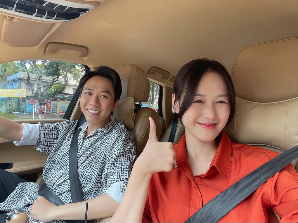 Diễn viên hài Anh Đức tung ảnh cưới, hé lộ về hôn lễ với vợ kém 12 tuổi - 2 Diễn viên hài Anh Đức tung ảnh cưới, hé lộ về hôn lễ với vợ kém 12 tuổi - 2