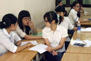 Sốt ruột chờ thí sinh xét tuyển NV2