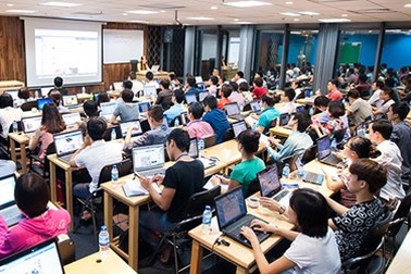 Facebook - lợi và hại