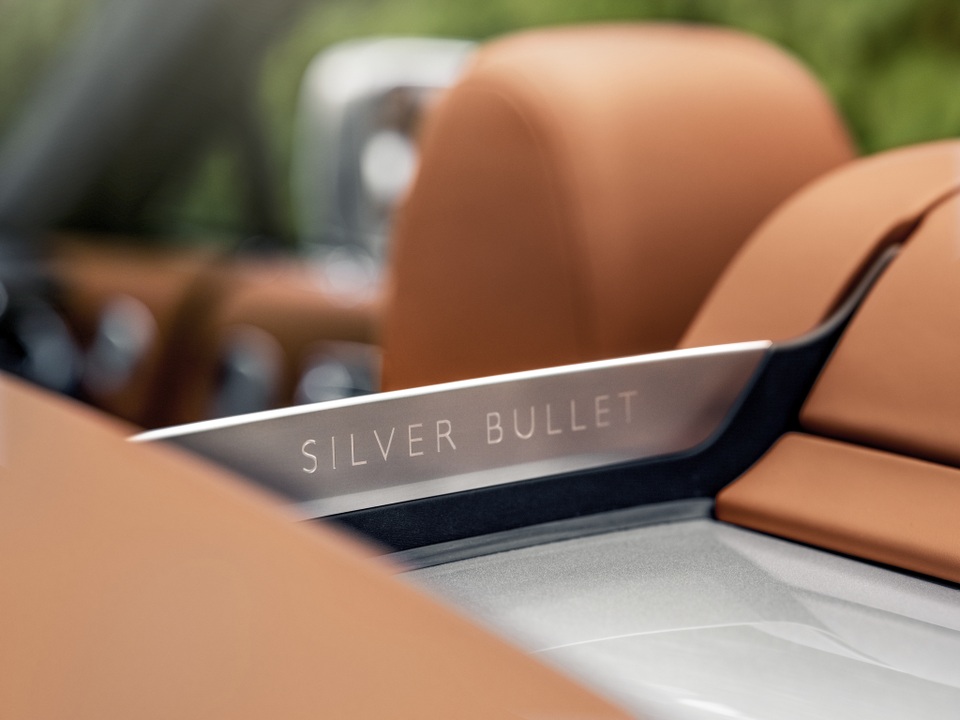 Sáng tạo Bespoke: Khi khách hàng chịu chi và Rolls-Royce chịu chơi - 14 Sáng tạo Bespoke: Khi khách hàng chịu chi và Rolls-Royce chịu chơi - 14