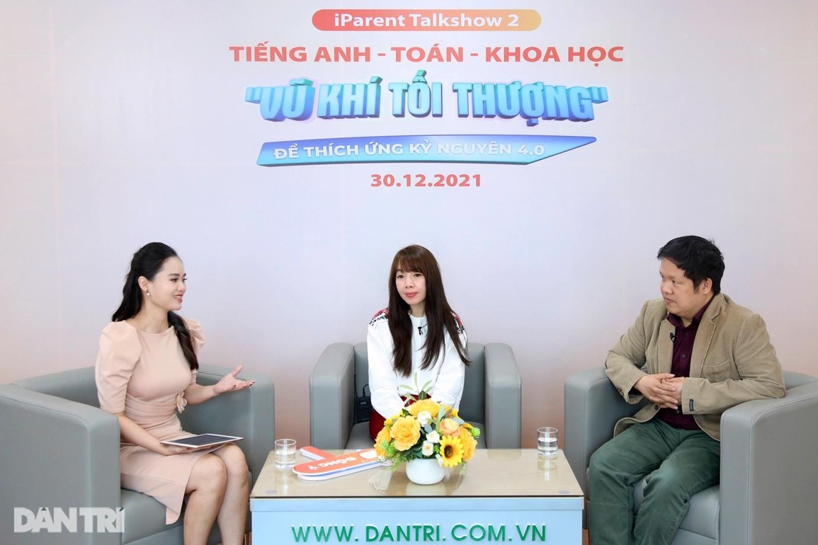 Bí kíp đồng hành cùng con trang bị nền tảng Tiếng Anh - Toán - Khoa học - 1 Bí kíp đồng hành cùng con trang bị nền tảng Tiếng Anh - Toán - Khoa học - 1