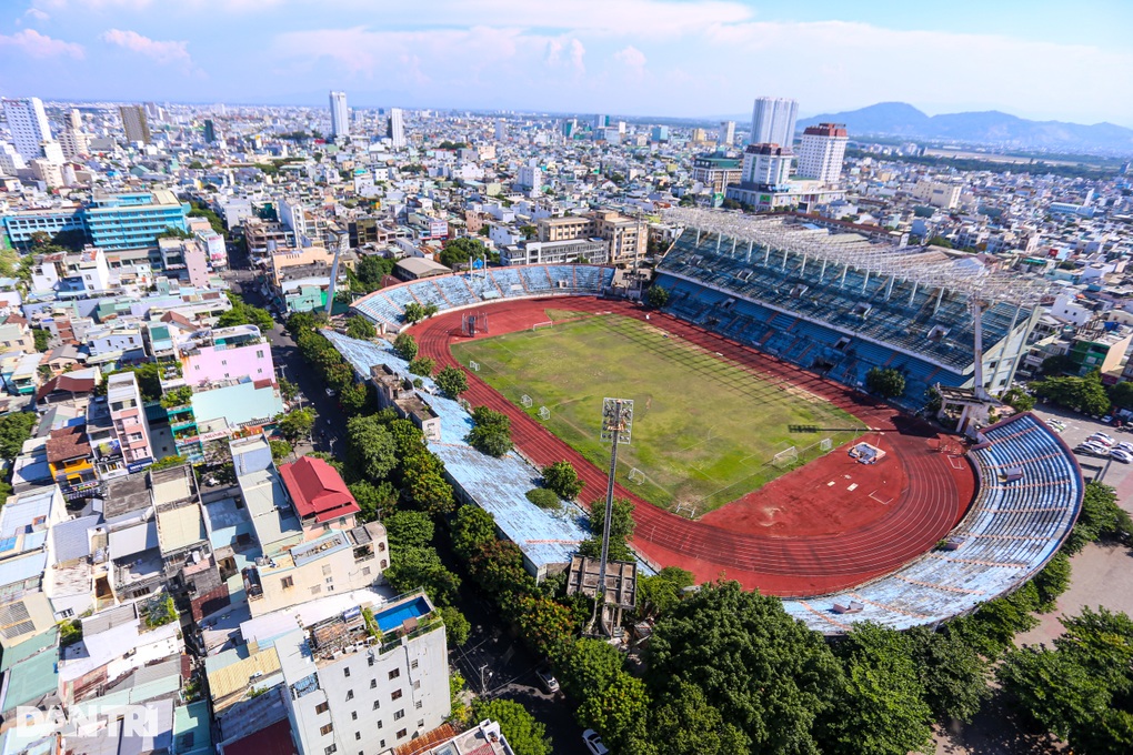 Phá dỡ loạt nhà ở tứ giác vàng liên quan đại án Phạm Công Danh - 1 Phá dỡ loạt nhà ở tứ giác vàng liên quan đại án Phạm Công Danh - 1