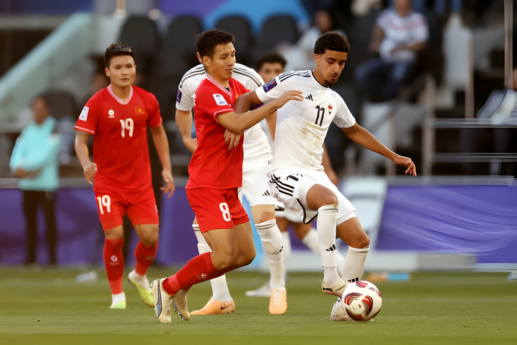 Tuyển Việt Nam tụt hạng mạnh, mất ngôi đầu Đông Nam Á vào tay Thái Lan - 1