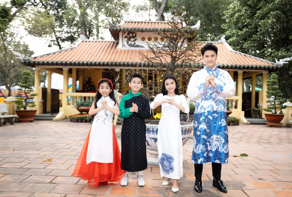 Tết đến, Vũ Mạnh Cường muốn làm bố đơn thân - 1 Tết đến, Vũ Mạnh Cường muốn làm bố đơn thân - 1