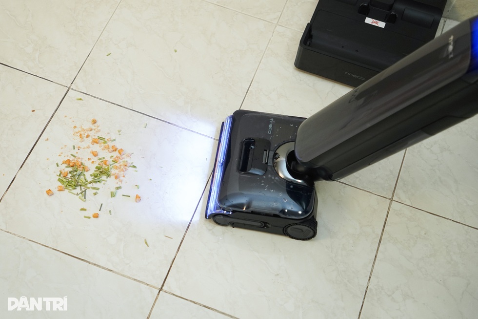 Trải nghiệm máy hút bụi lau nhà cầm tay tích hợp AI, dùng hơi nước nóng - 26 Trải nghiệm máy hút bụi lau nhà cầm tay tích hợp AI, dùng hơi nước nóng - 26