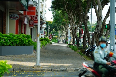 TPHCM cách ly khu chung cư cao cấp Park View