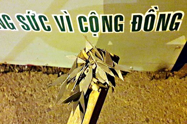 Một đêm dọn gần 300 chiếc đinh trên đoạn đường quốc lộ ngắn